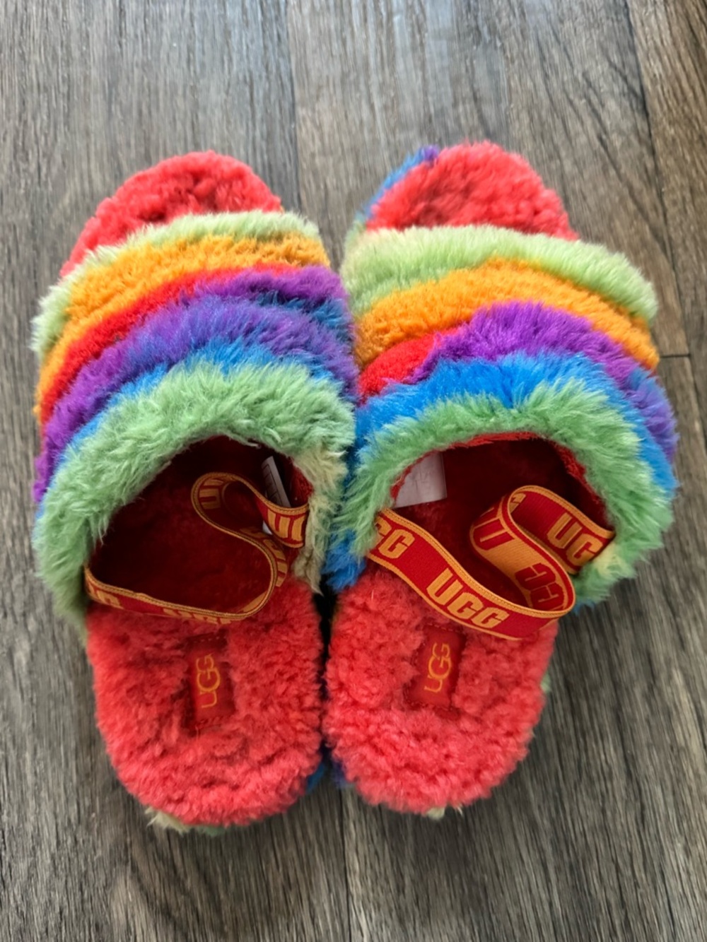 UGG Fluff Yeah Women's Multicolor Rainbow Striped Faux Fur Slide Slippers US 6